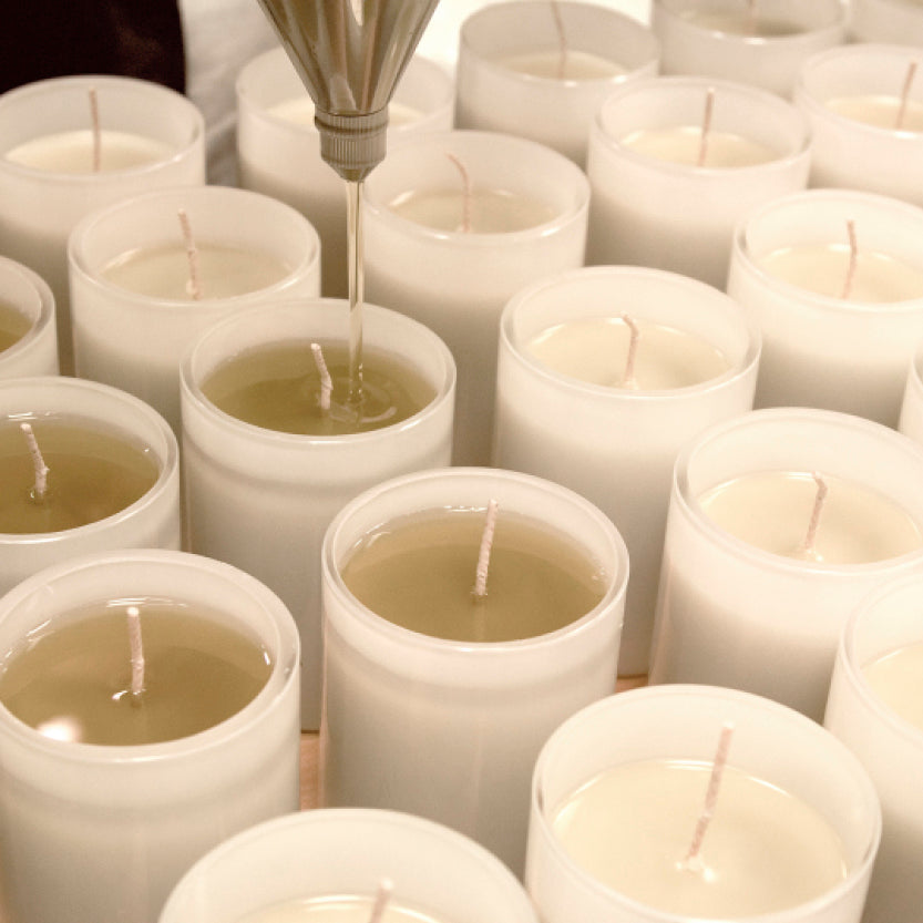 hand poured natural fragrance and wax in Britain 